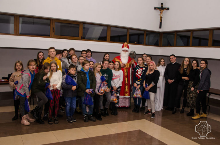 Święty Mikołaj przybył do parafii na Pobitnem
